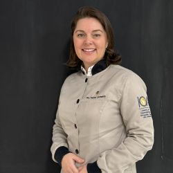 Karine de Souza Leonardo